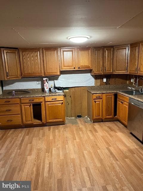 4012 Greenwood Avenue photo 4