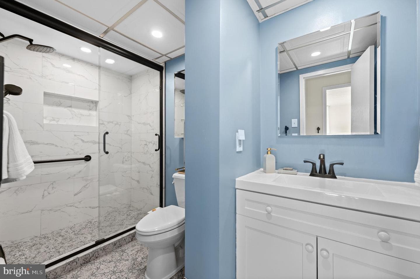 801 Yale Avenue #1015 photo 16