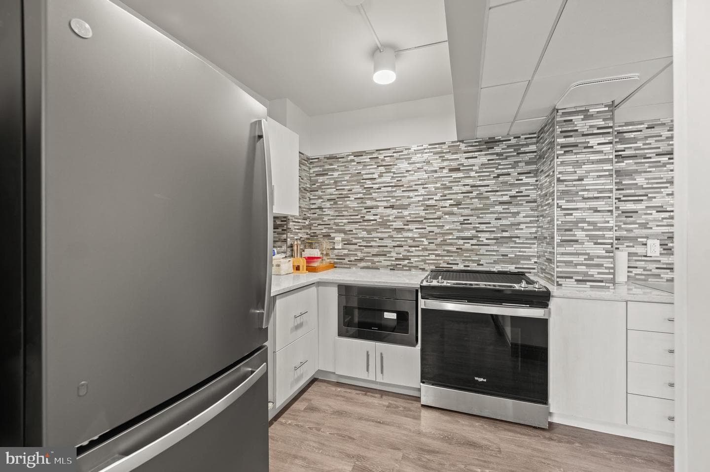 801 Yale Avenue #1015 photo 25
