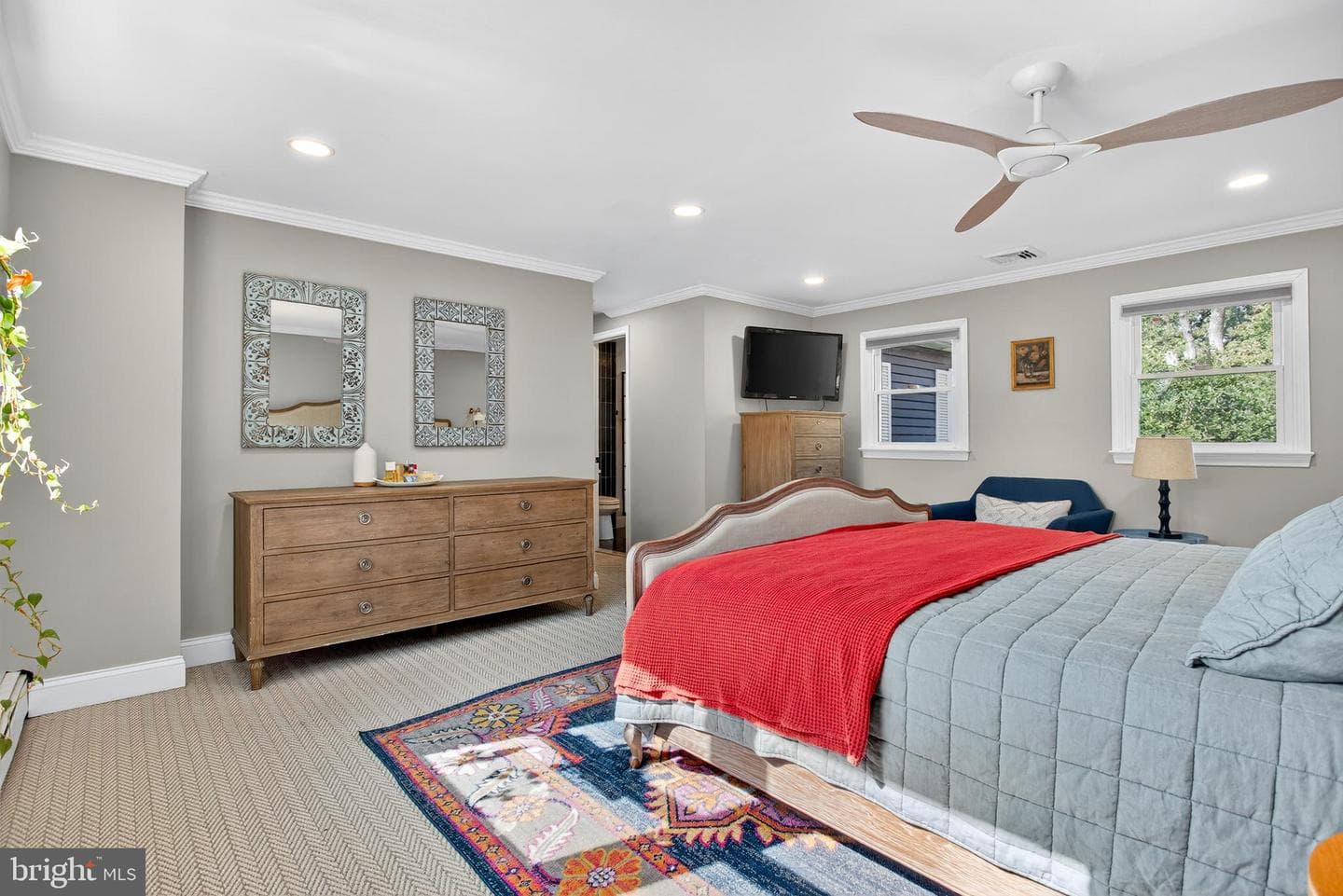 475 Mount Alverno Road photo 29