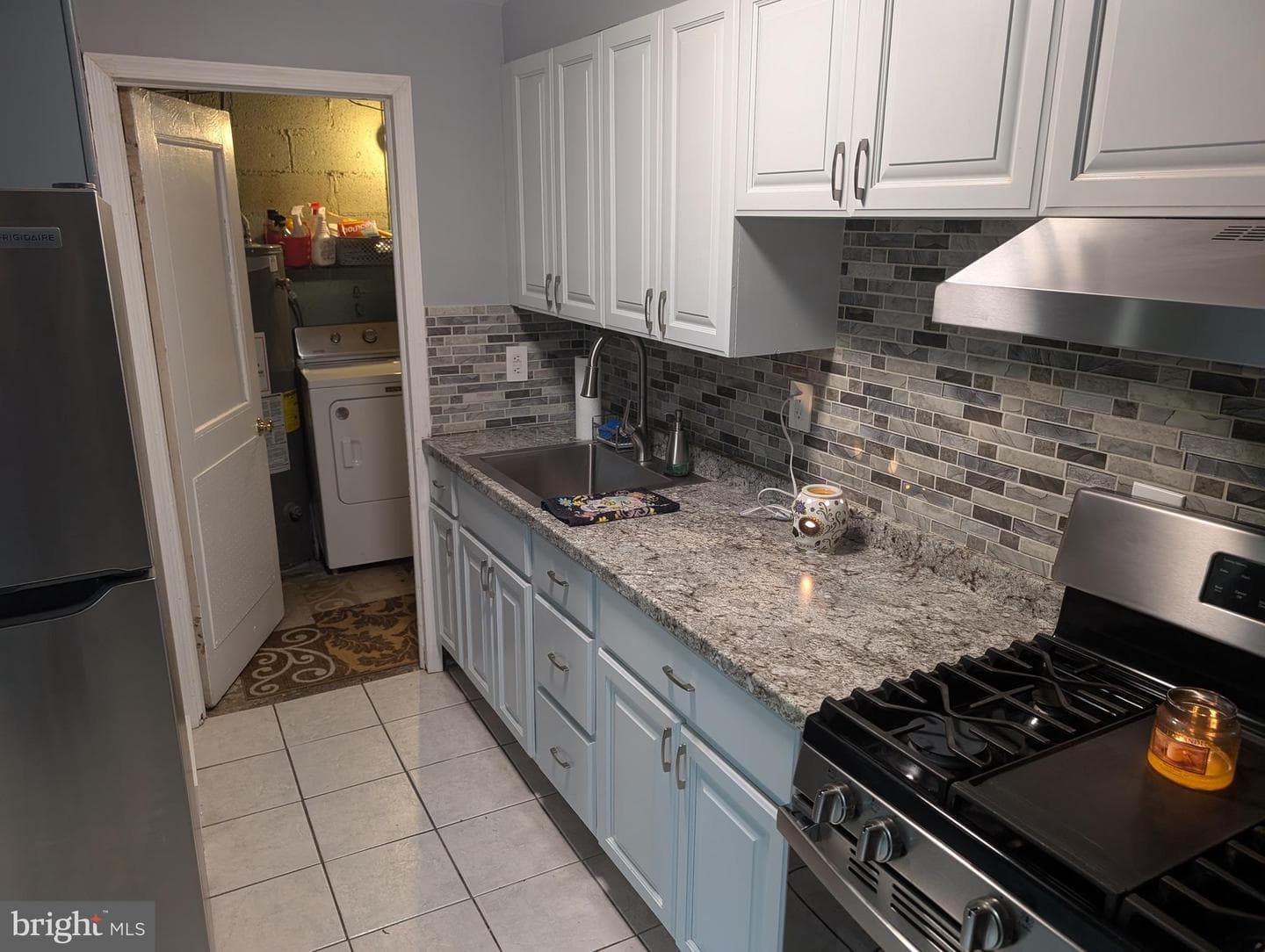 1412 Simpson Street photo 22