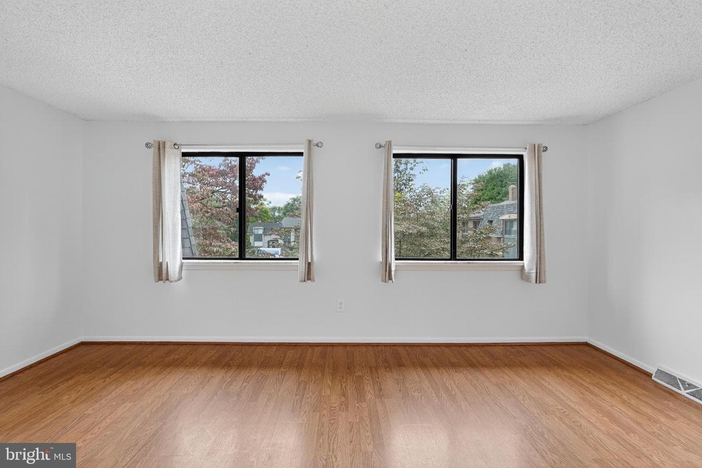 907 Putnam Boulevard #106 photo 5