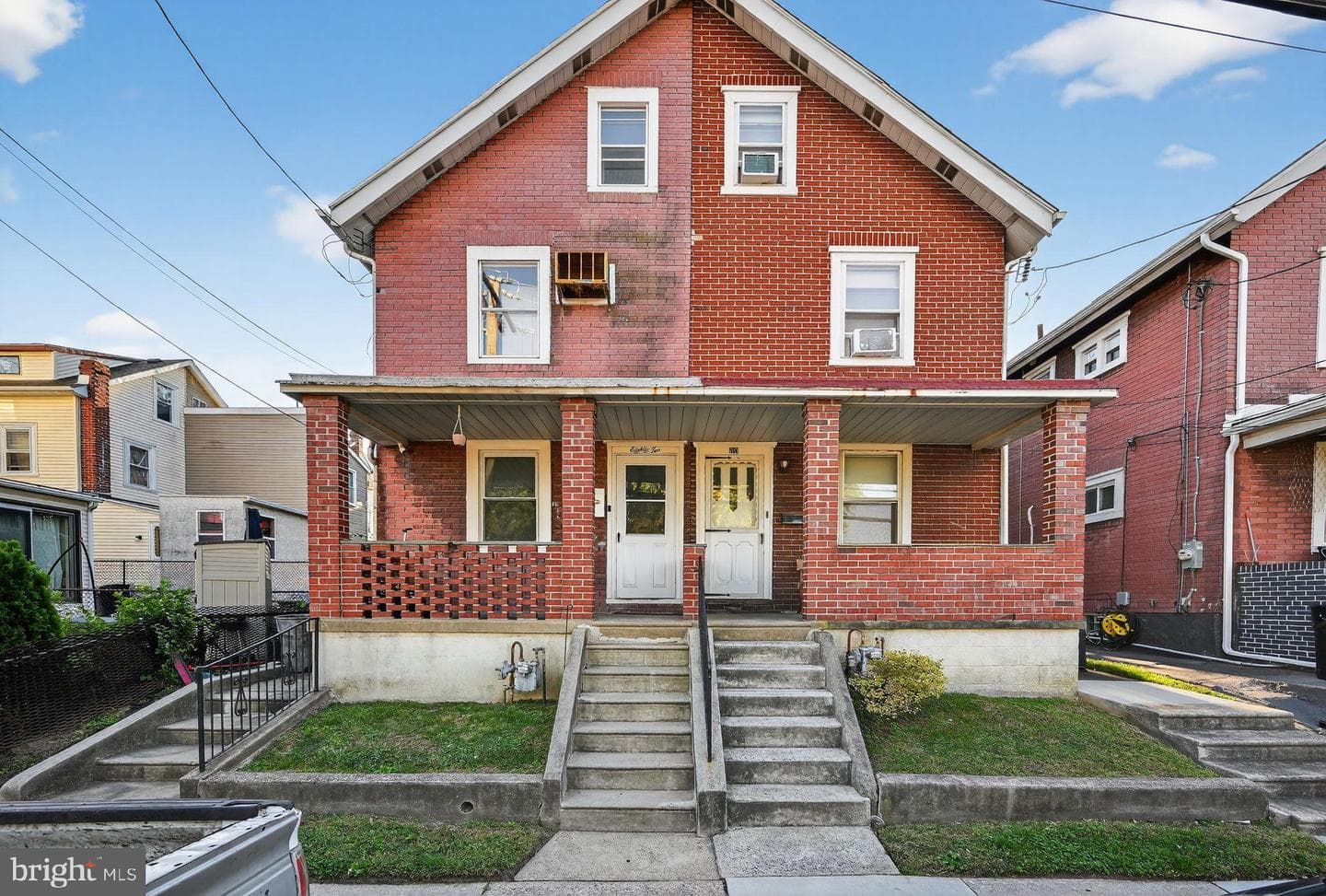 82 Marple Avenue photo 2