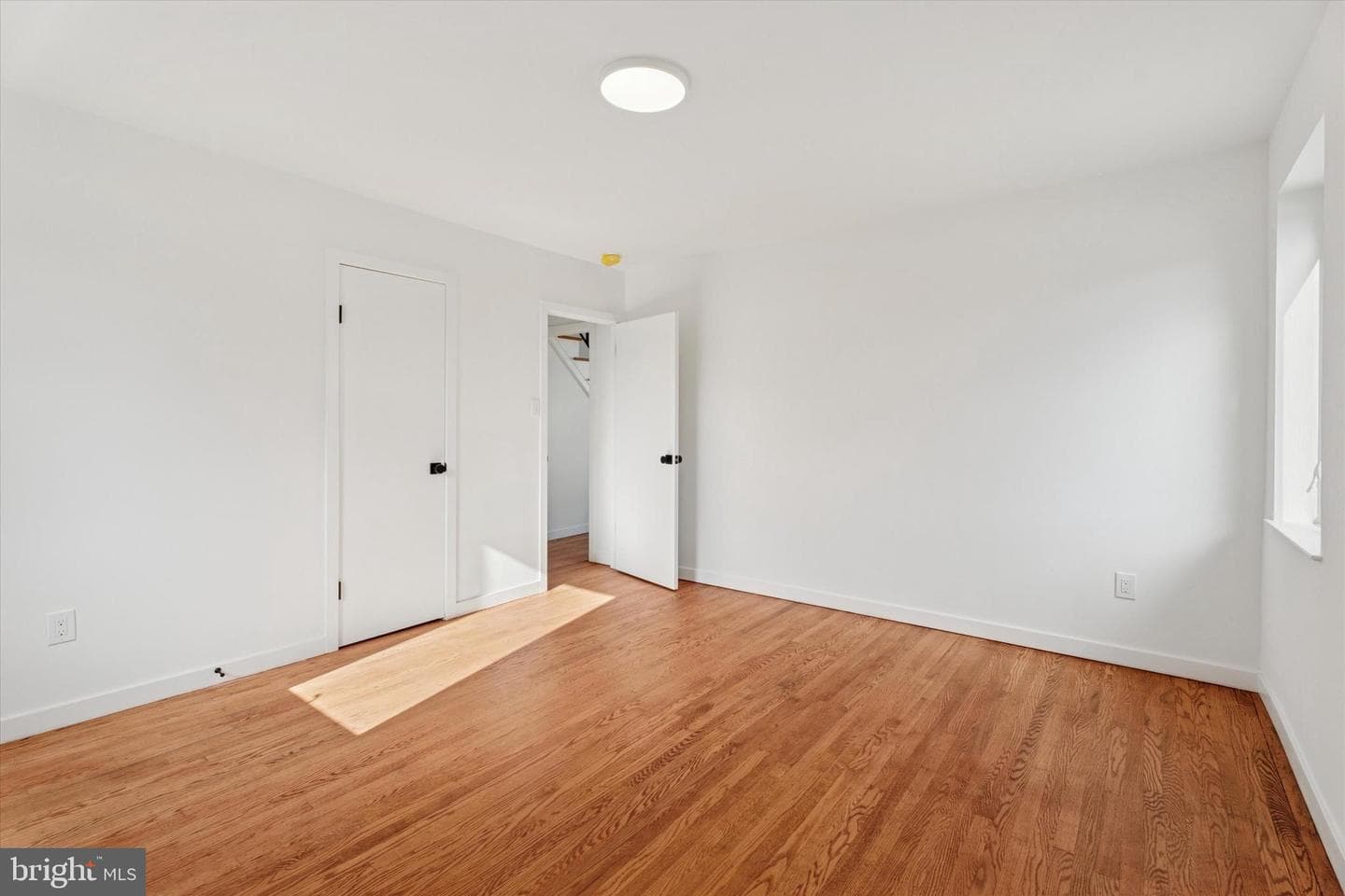 636 S Eagle Road photo 19