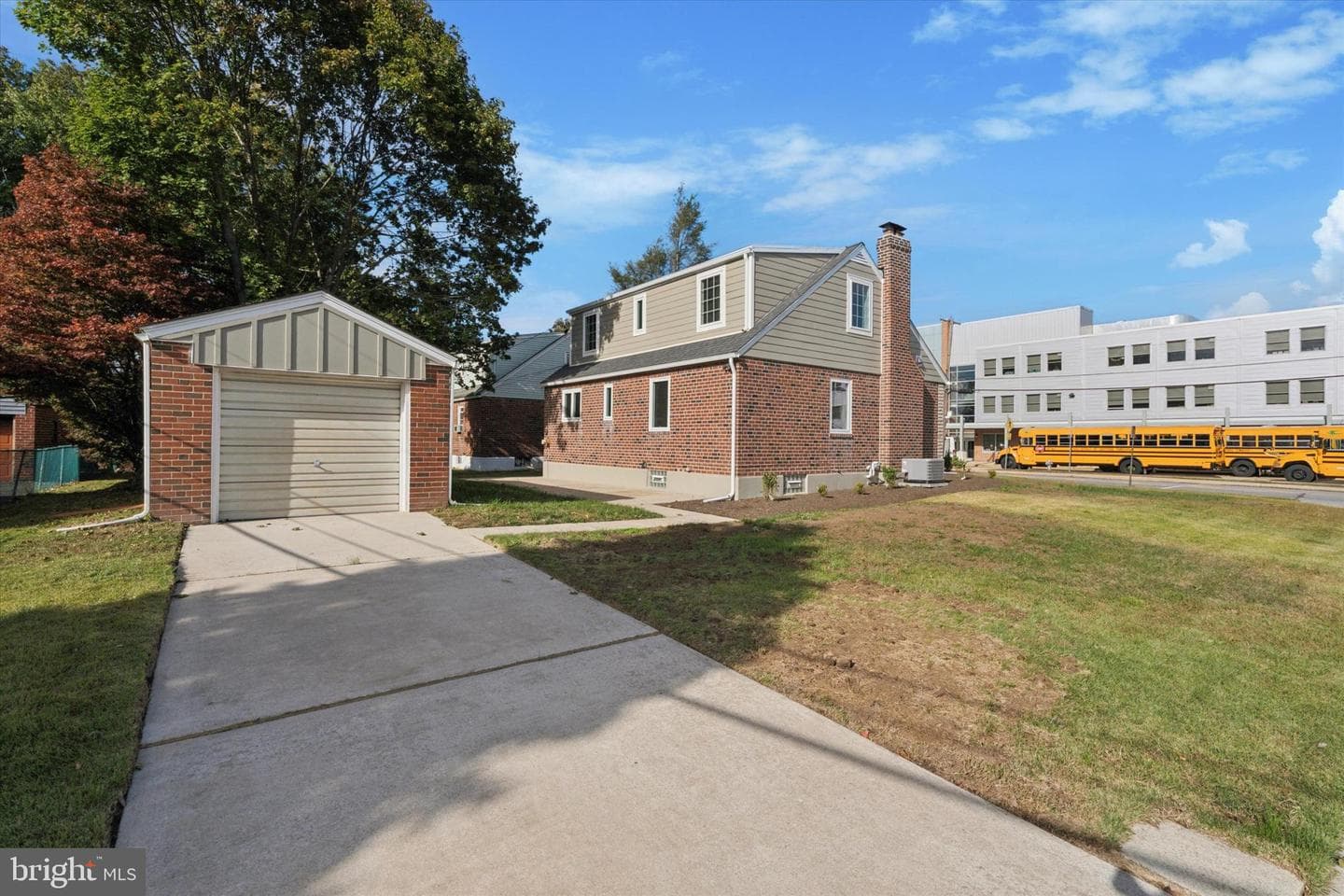 636 S Eagle Road photo 25