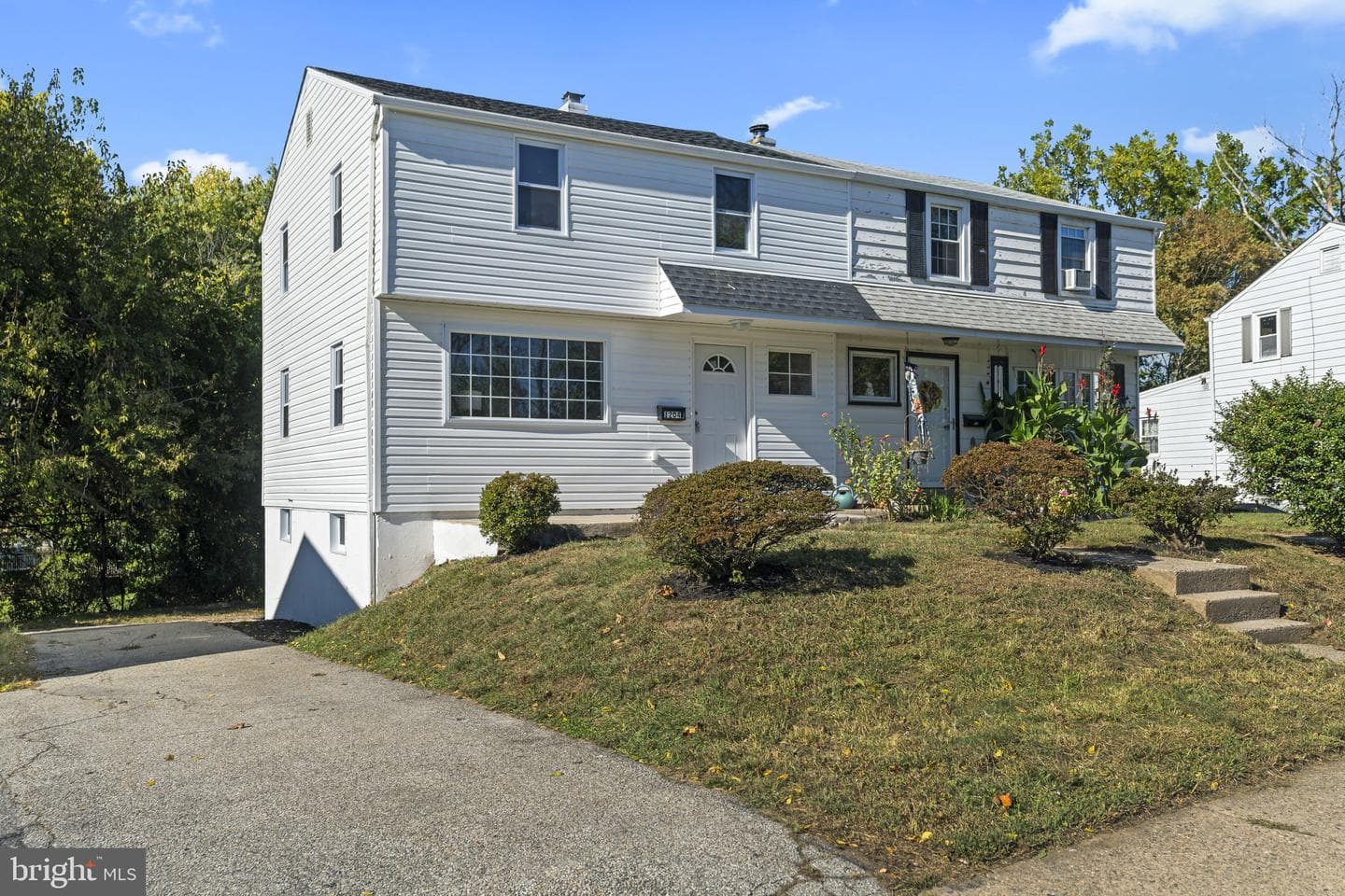 1204 Mulberry Street photo 1