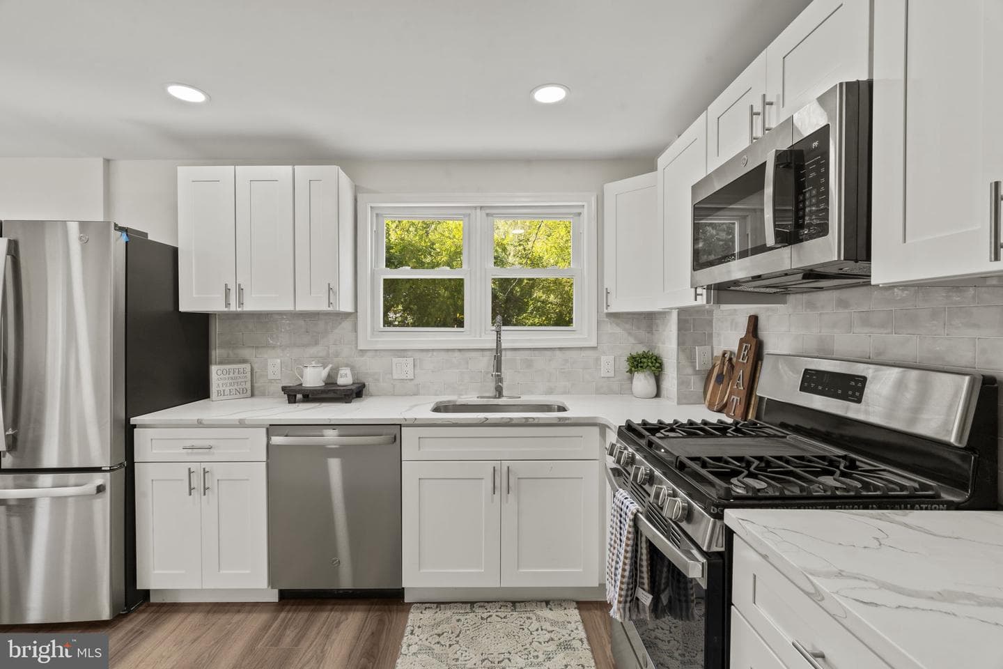 1204 Mulberry Street photo 11