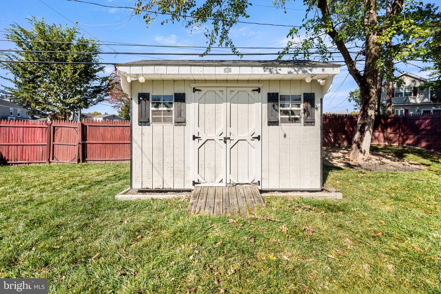 123 Scheivert Avenue photo 31