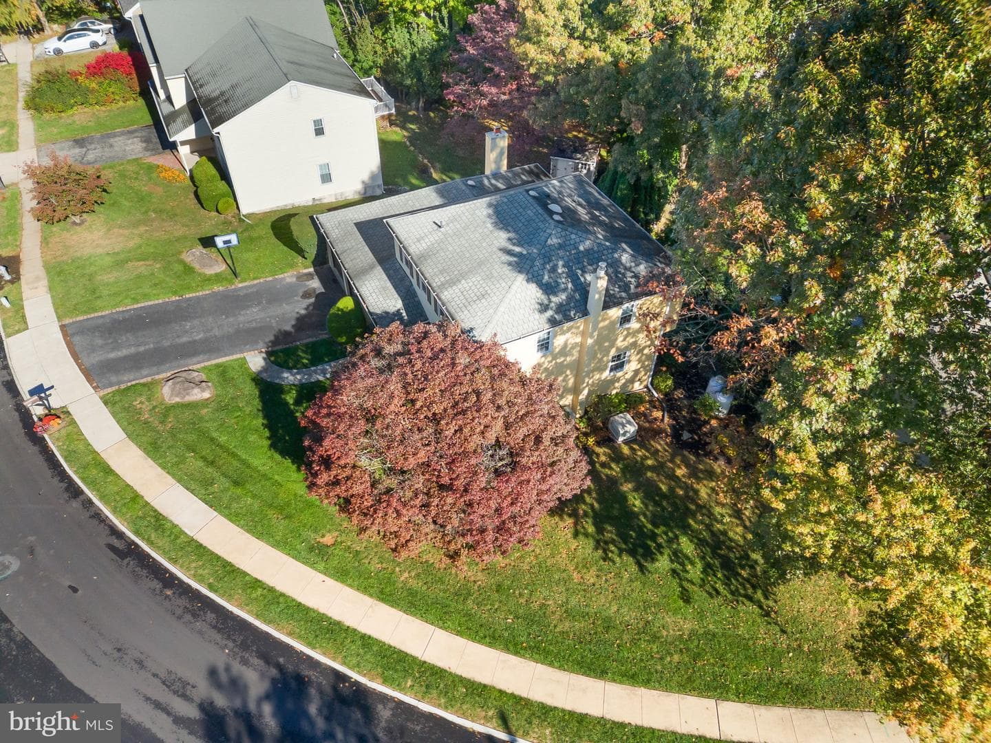 144 Eaton Drive photo 32