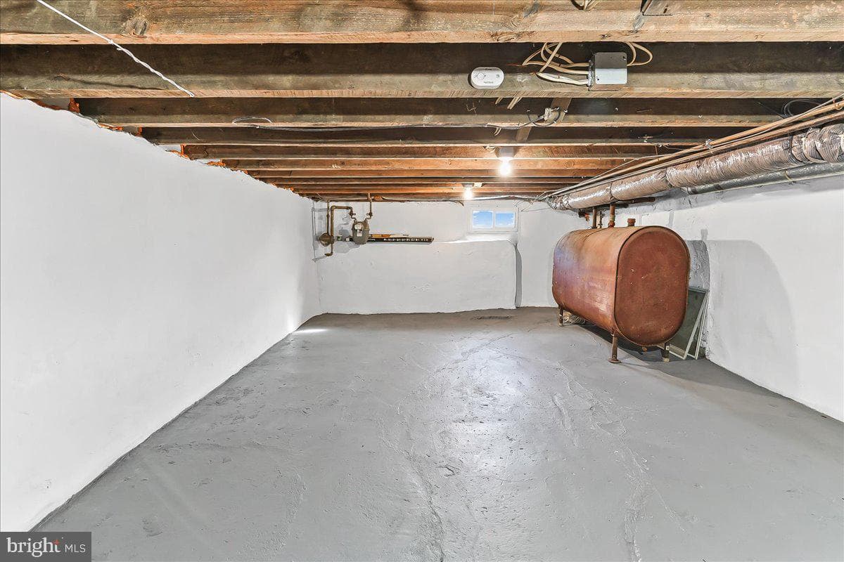 4518 Post Road photo 19