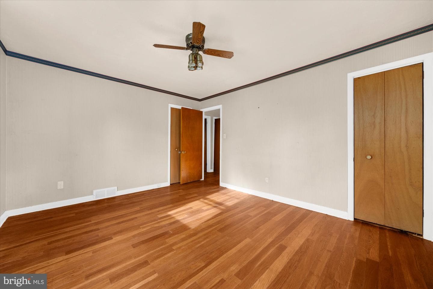 821 Coopertown Road photo 18