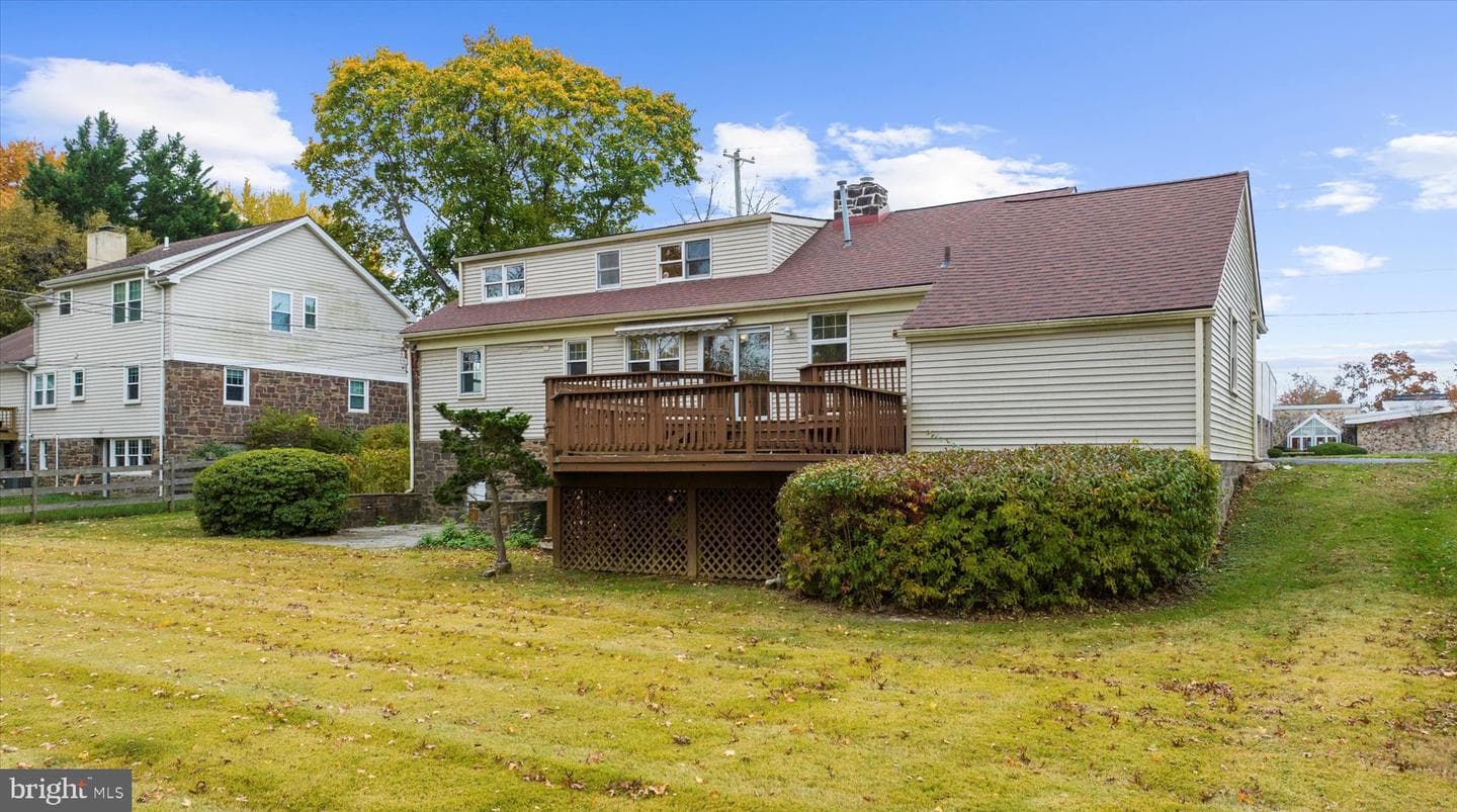 821 Coopertown Road photo 39