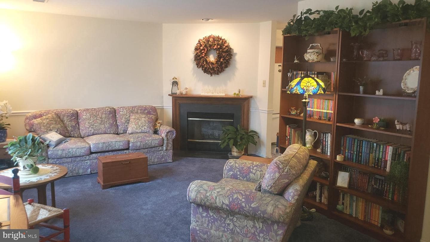 4029 Yorktown Drive photo 4