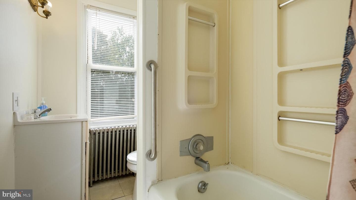 552 9th Avenue photo 21