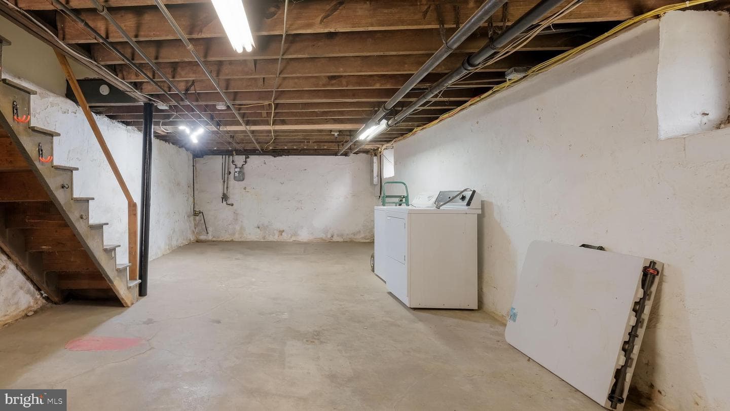 552 9th Avenue photo 23