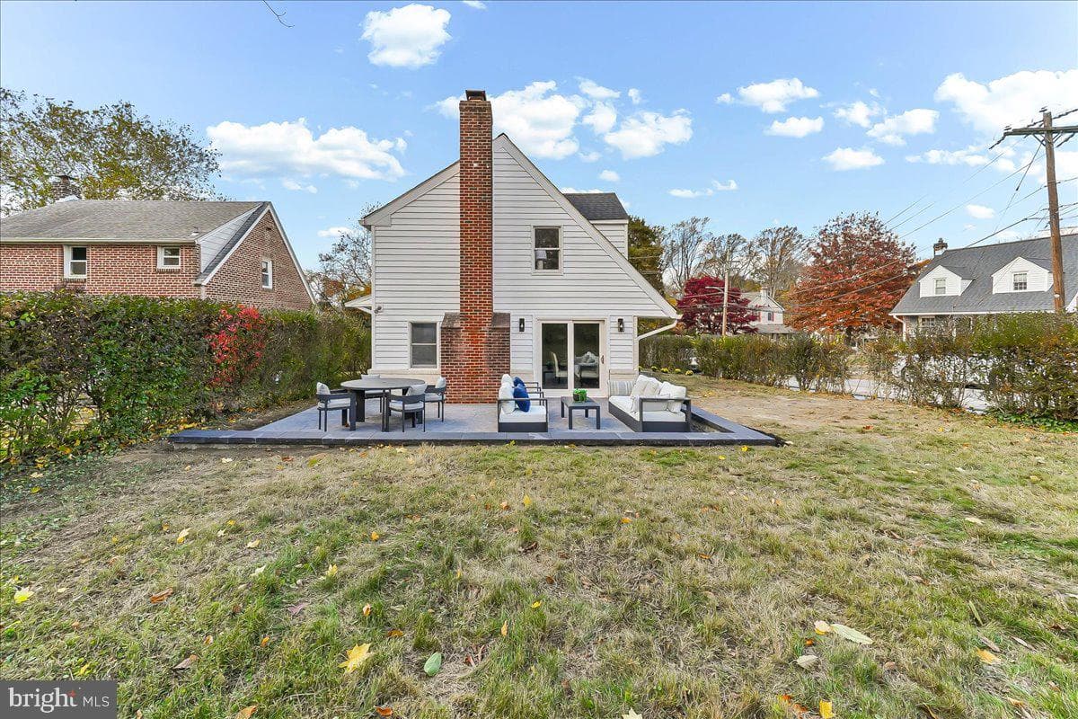 222 N Overhill Road photo 24
