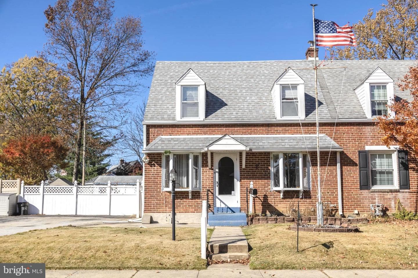 1115 7th Avenue photo 2