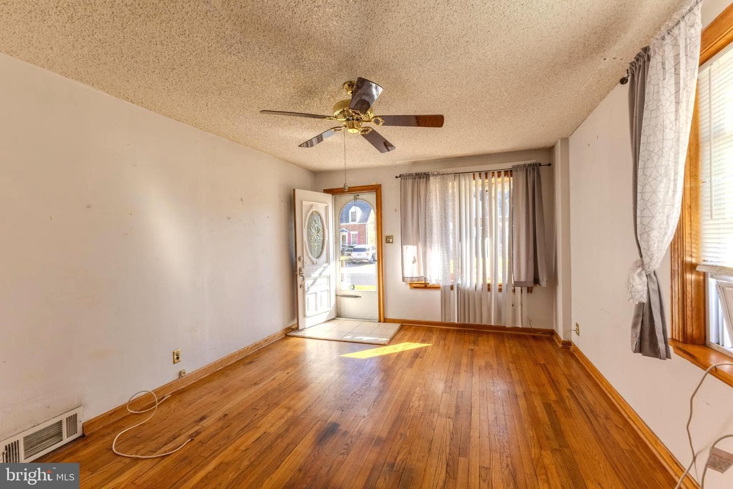 1115 7th Avenue photo 5