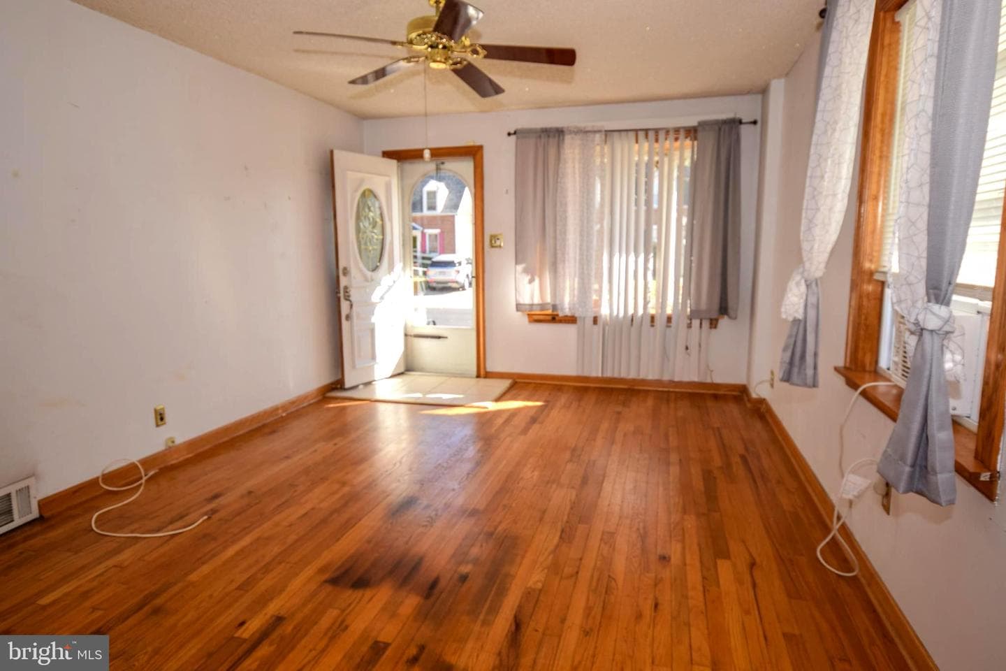 1115 7th Avenue photo 7