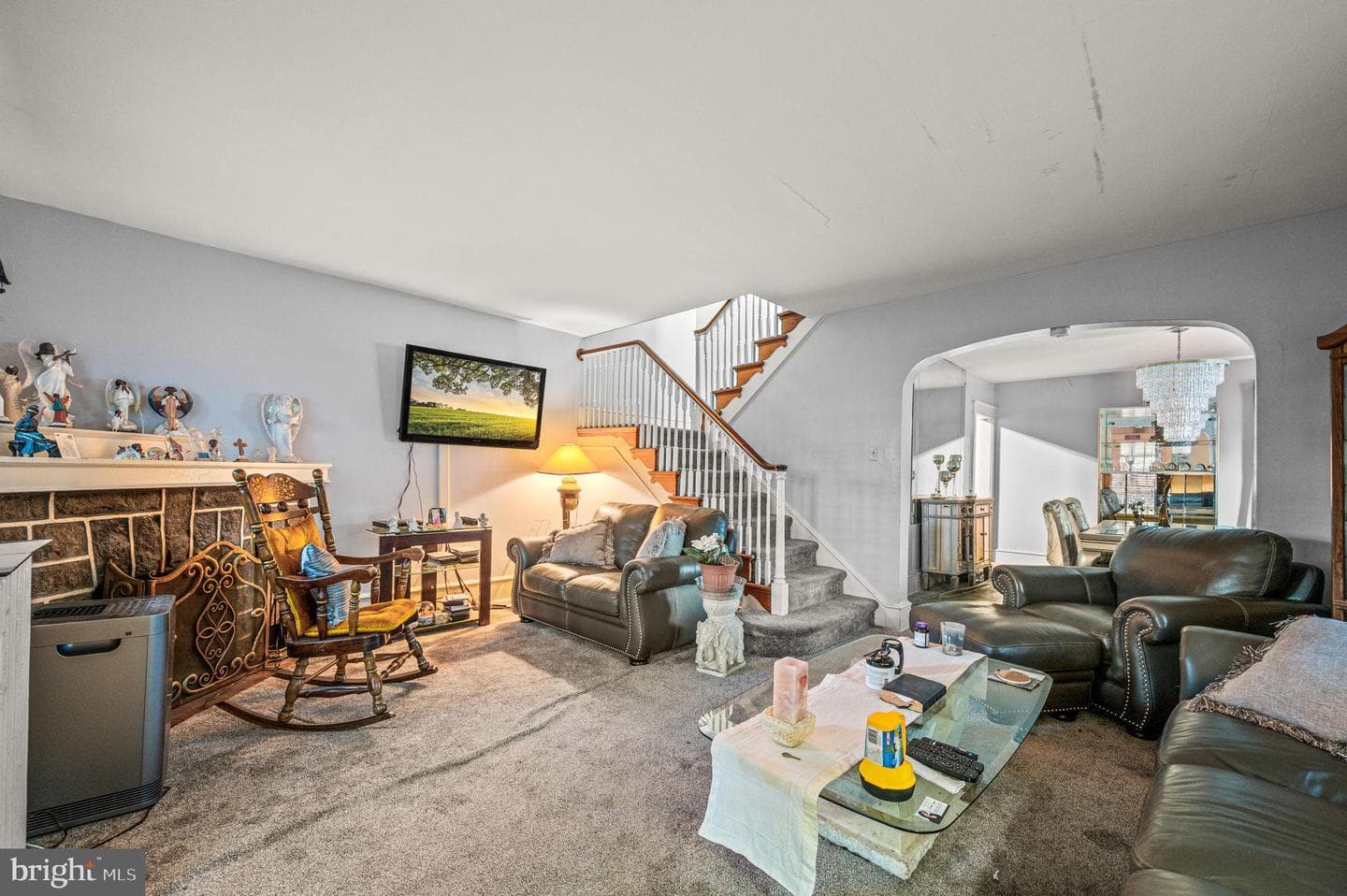 114 E Parkway Avenue photo 4
