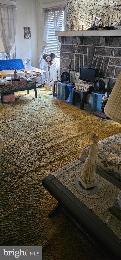 409 Urban Avenue photo 6