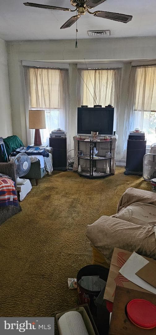 409 Urban Avenue photo 7