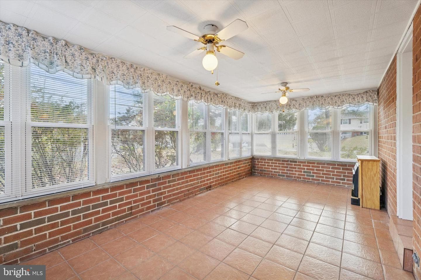 11 Linden Drive photo 12