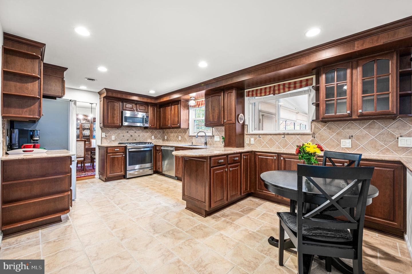 509 Lawrence Drive photo 13