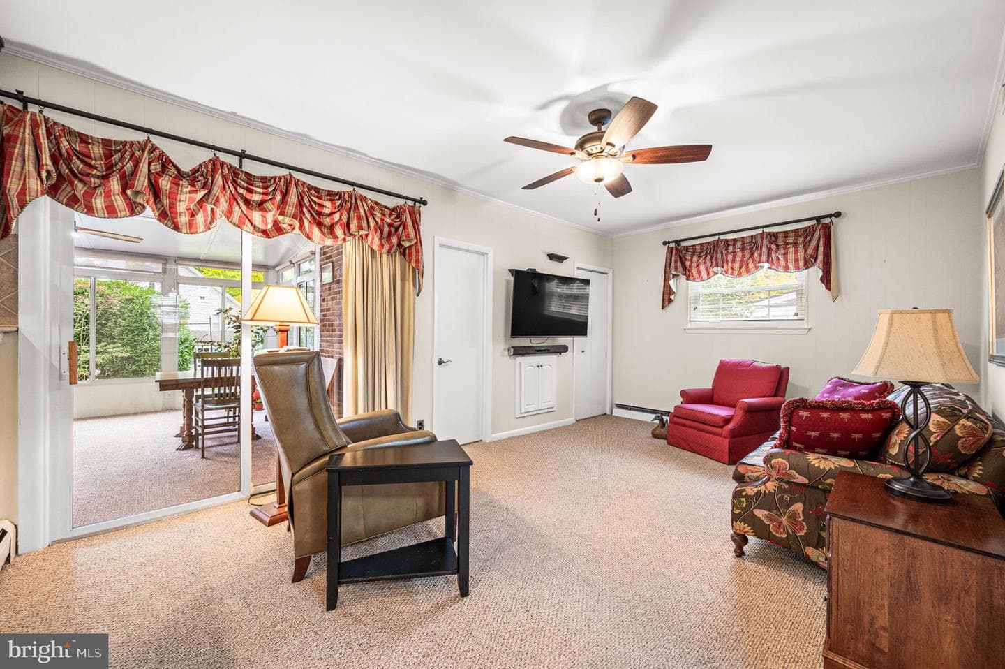 509 Lawrence Drive photo 16