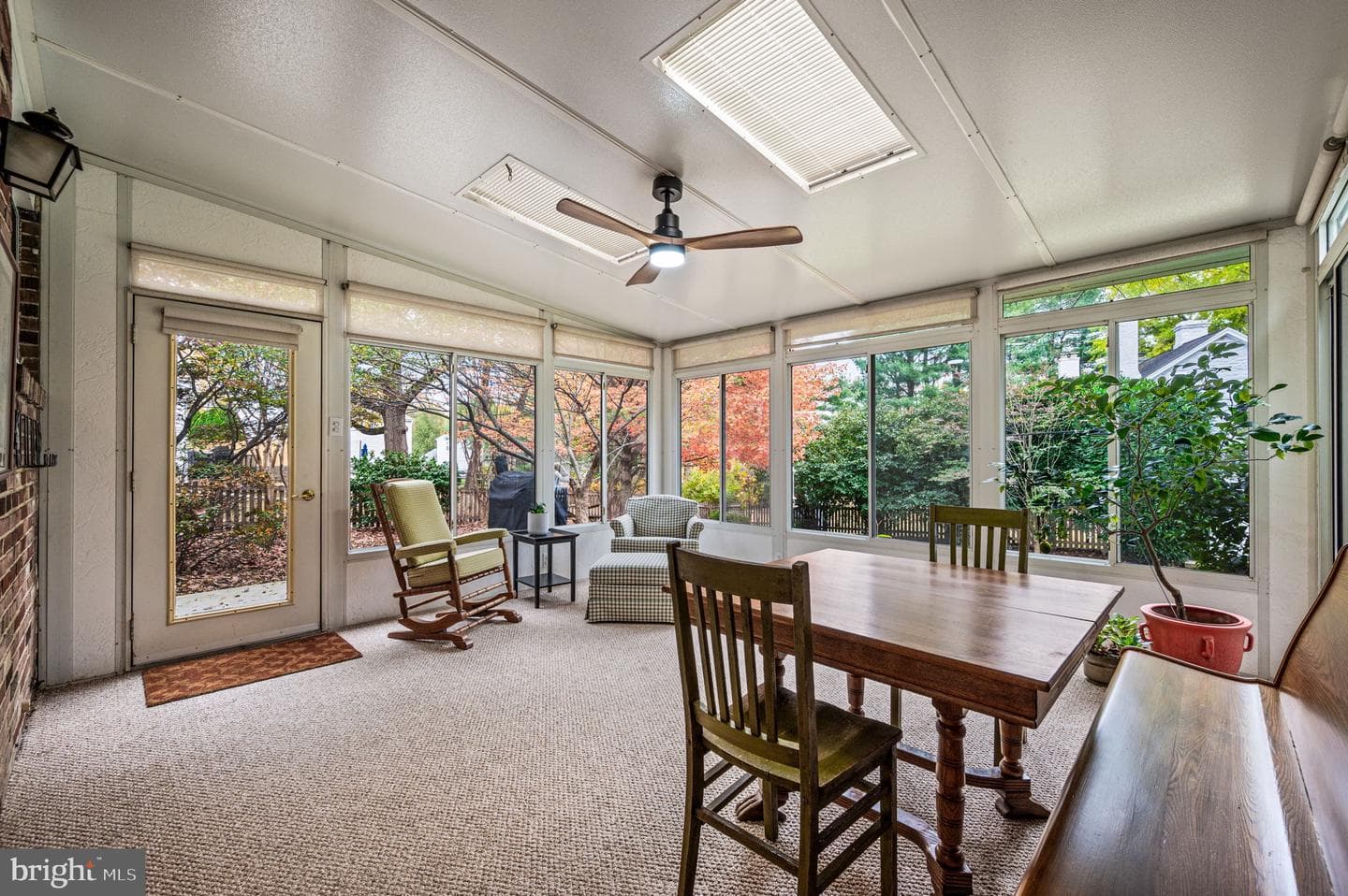 509 Lawrence Drive photo 33