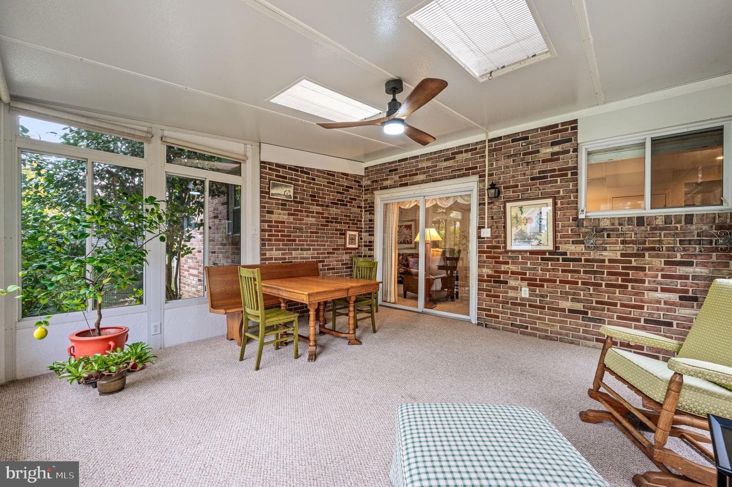 509 Lawrence Drive photo 34