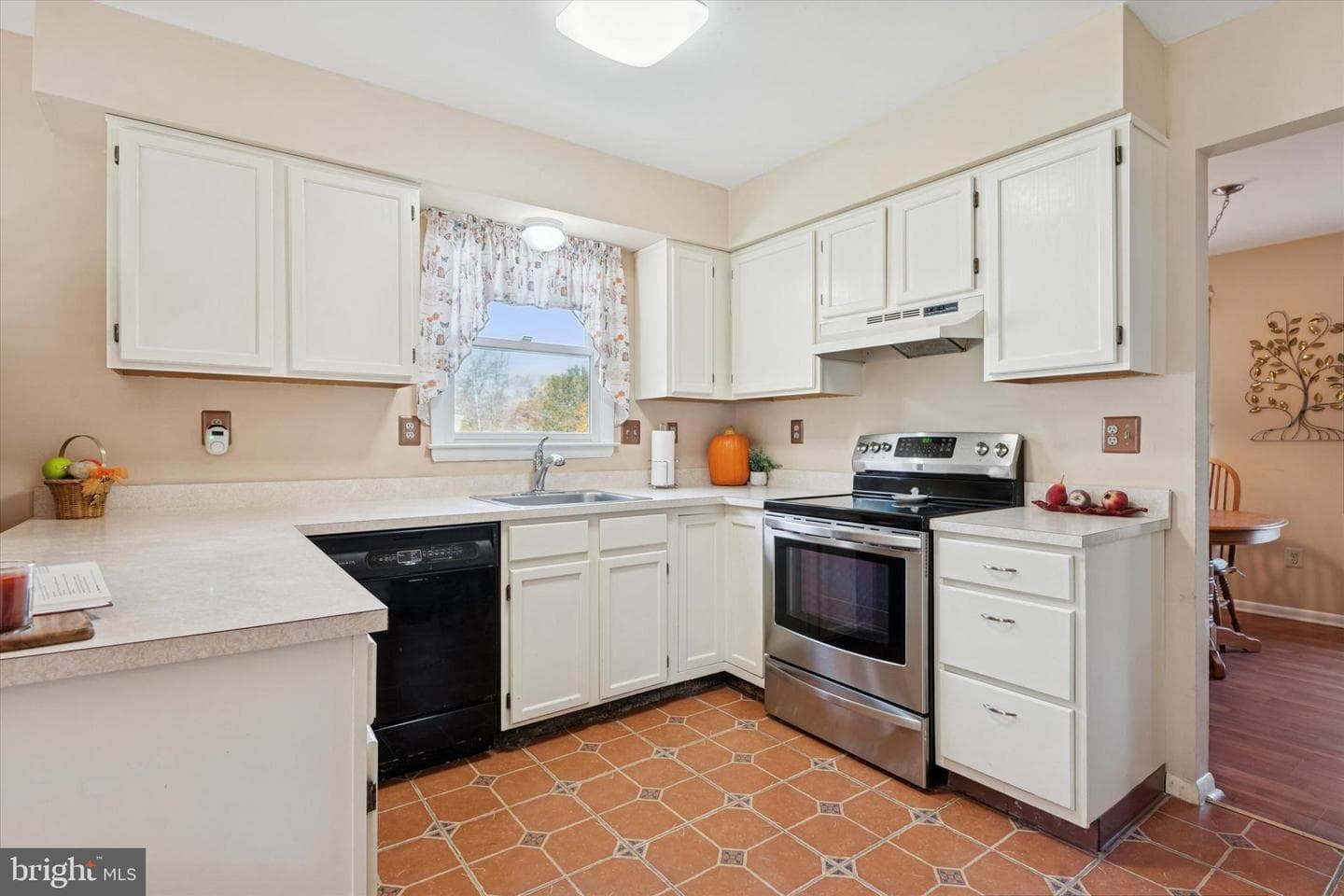 227 Bridge Road photo 4