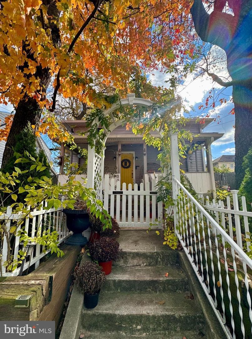307 Johnson Avenue photo 2