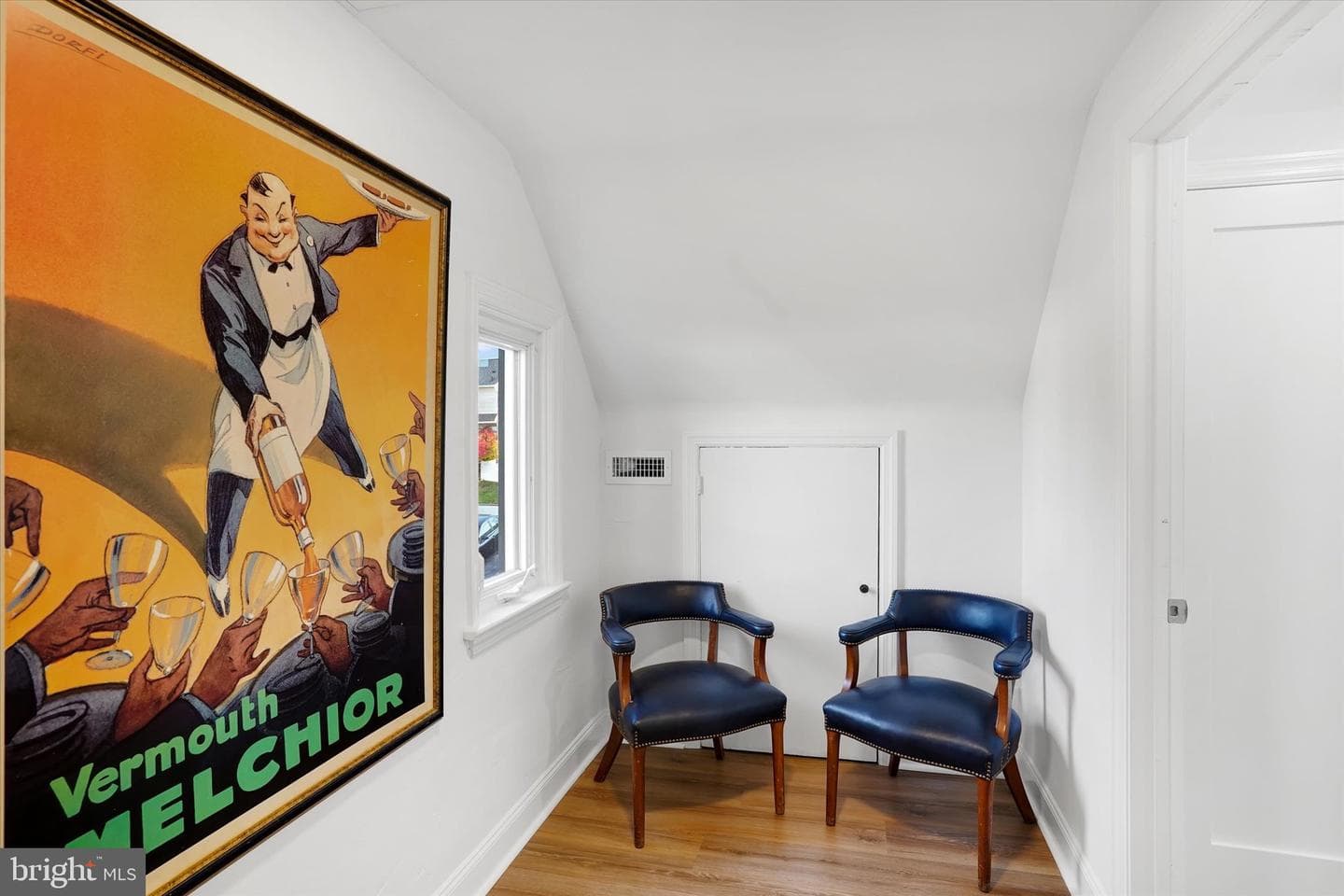 54 Sterner Avenue photo 17
