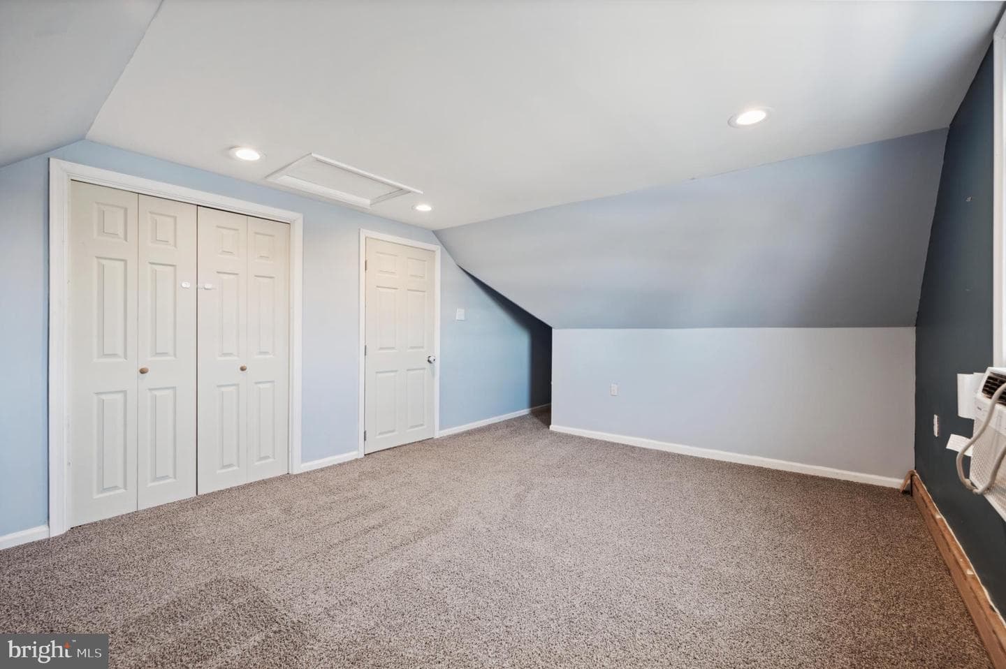 11 S Cedar Lane photo 35