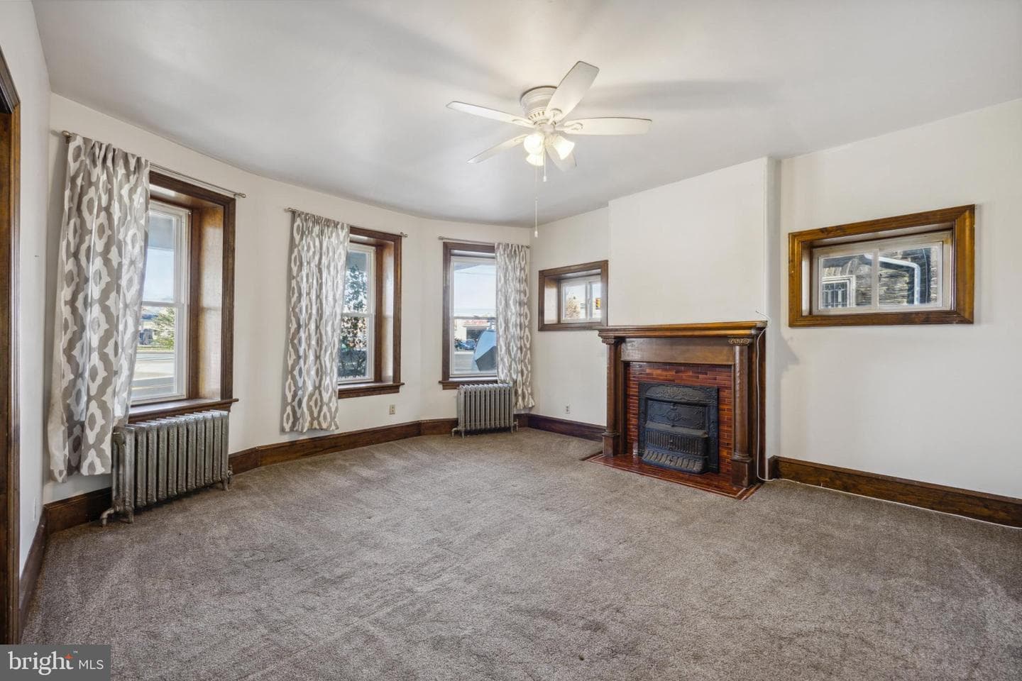 11 S Cedar Lane photo 6