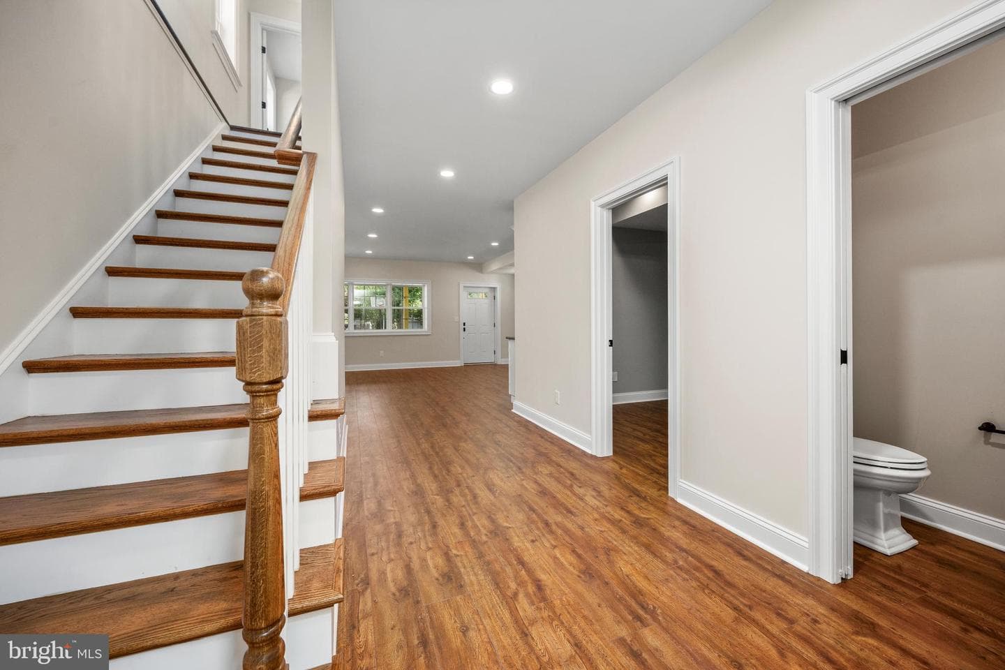 611 Summer Street photo 43