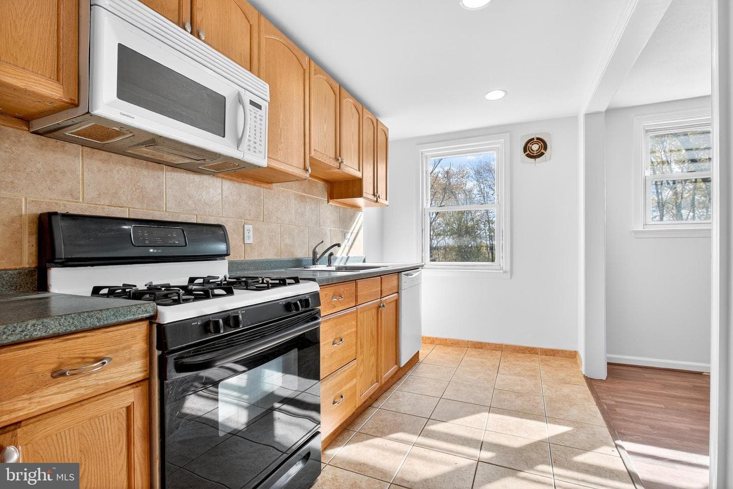 1062 Taylor Drive photo 17