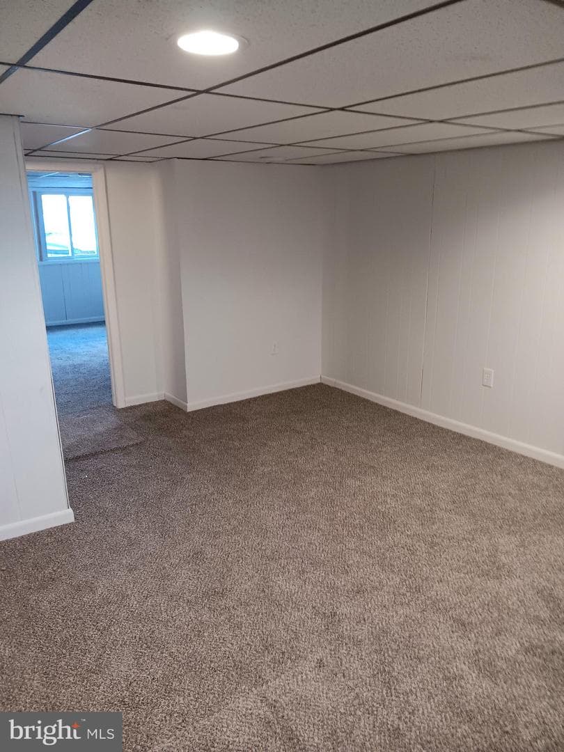 1027 Windsor Road photo 19