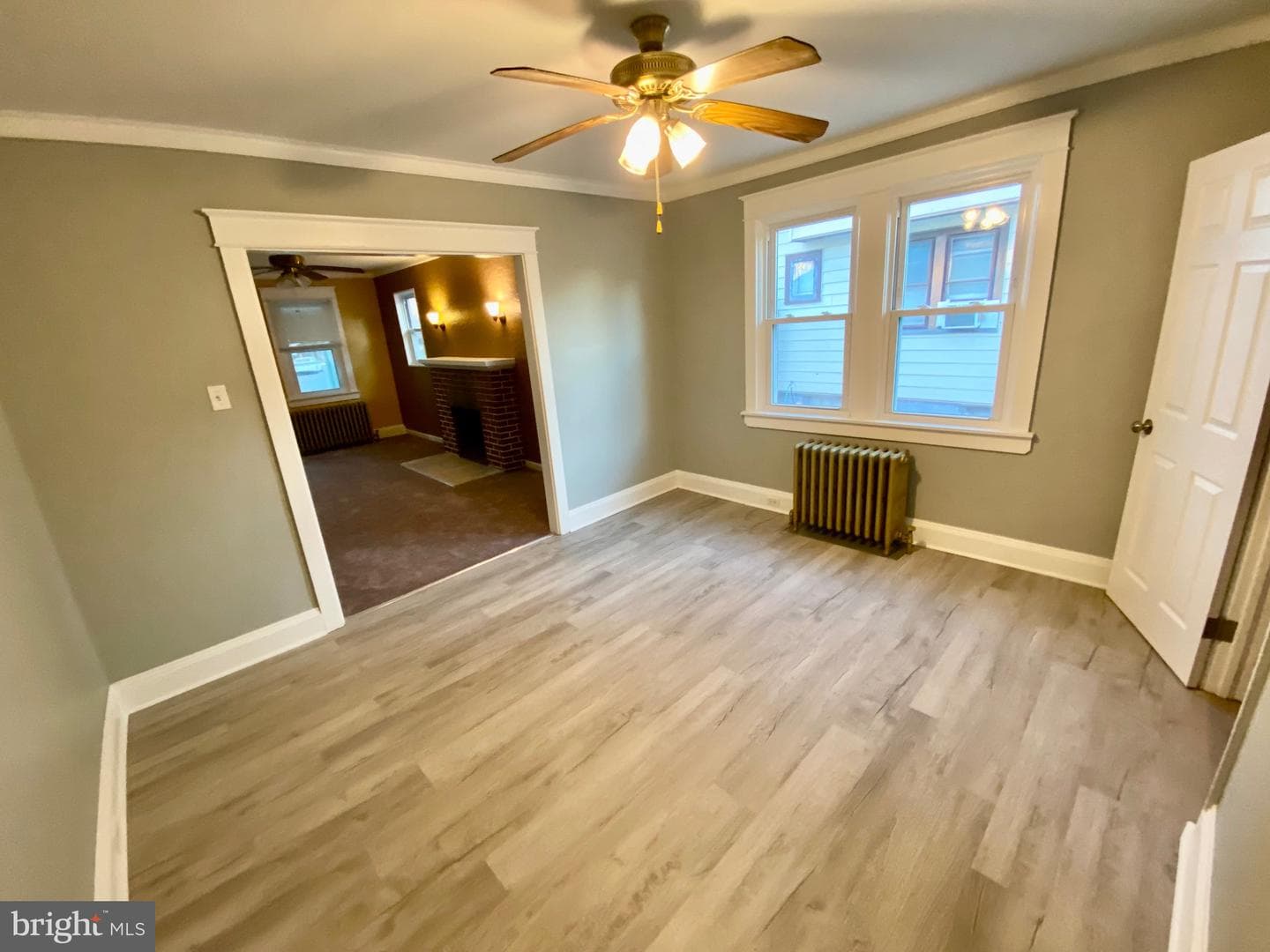 100 E Roland Road photo 3