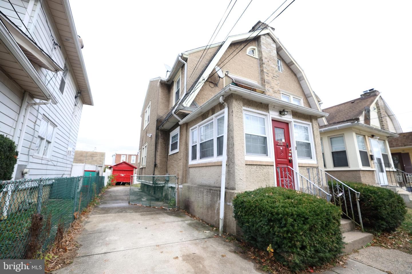 235 Felton Avenue photo 3
