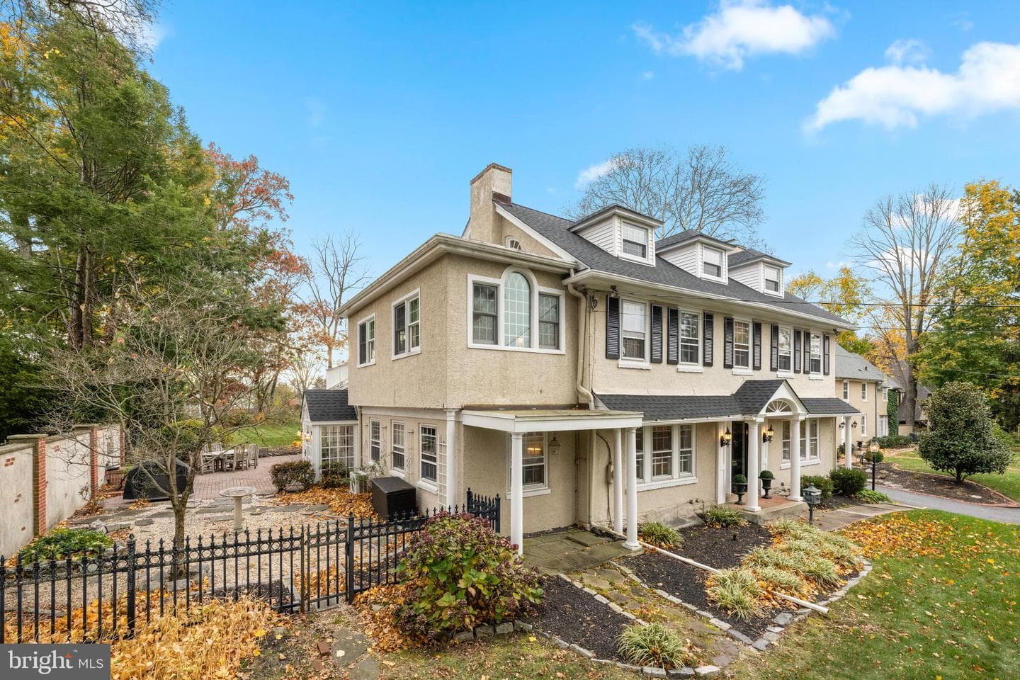 328 Conestoga Road photo 4