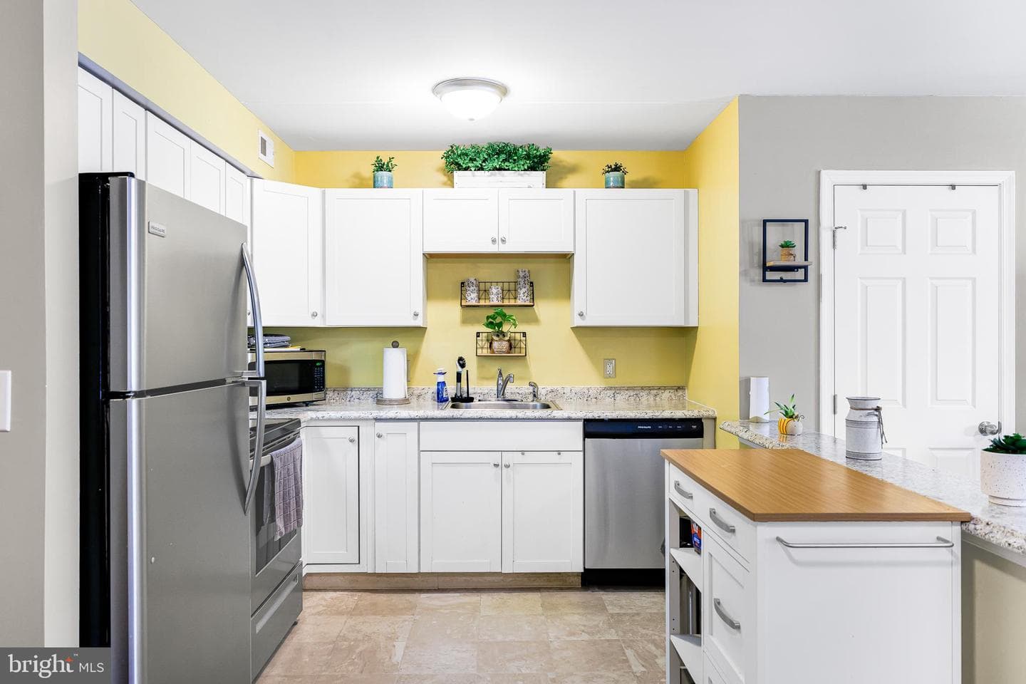 5200 Hilltop Drive #42 photo 9