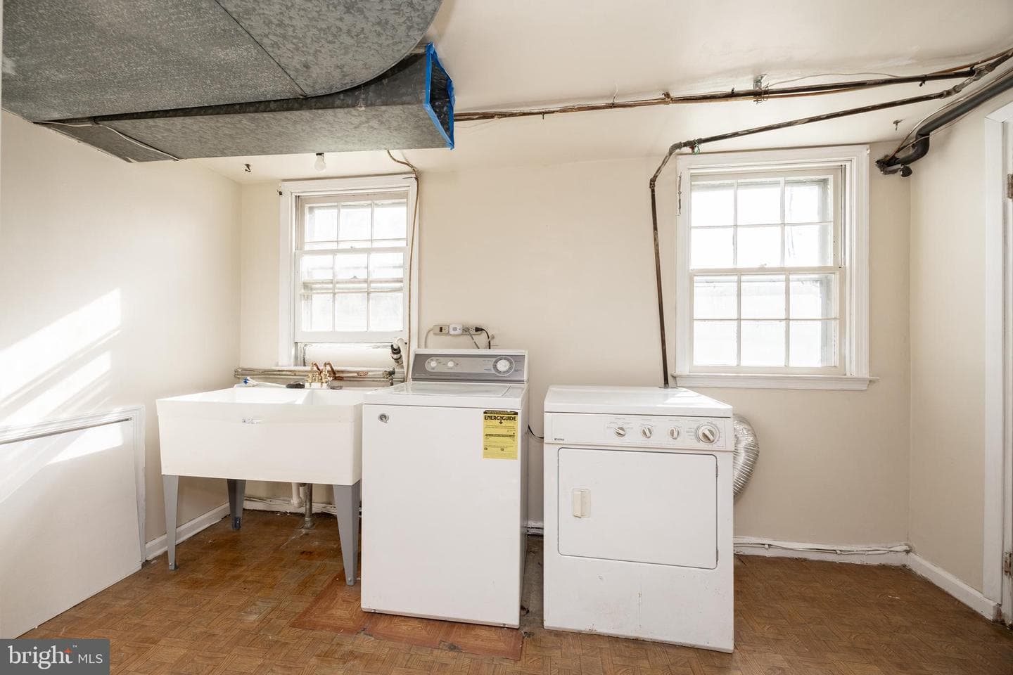 11 Ivy Lane photo 12