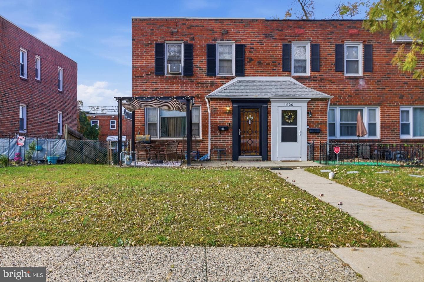 1228 Elson Road photo 1