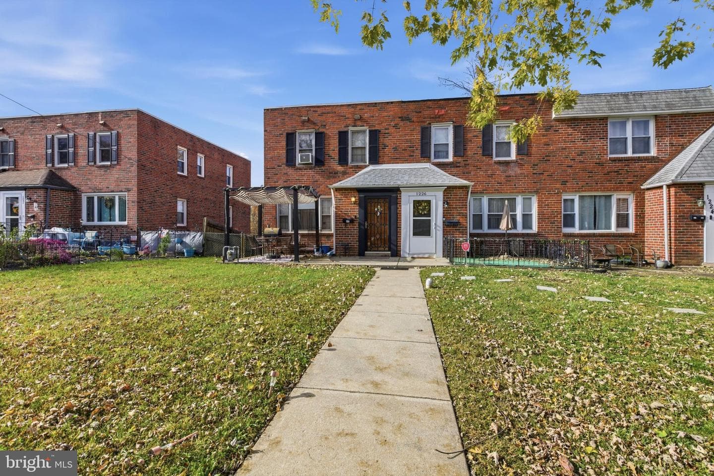 1228 Elson Road photo 2