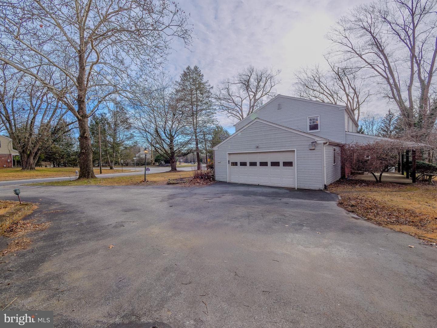 2500 Grant Road photo 3