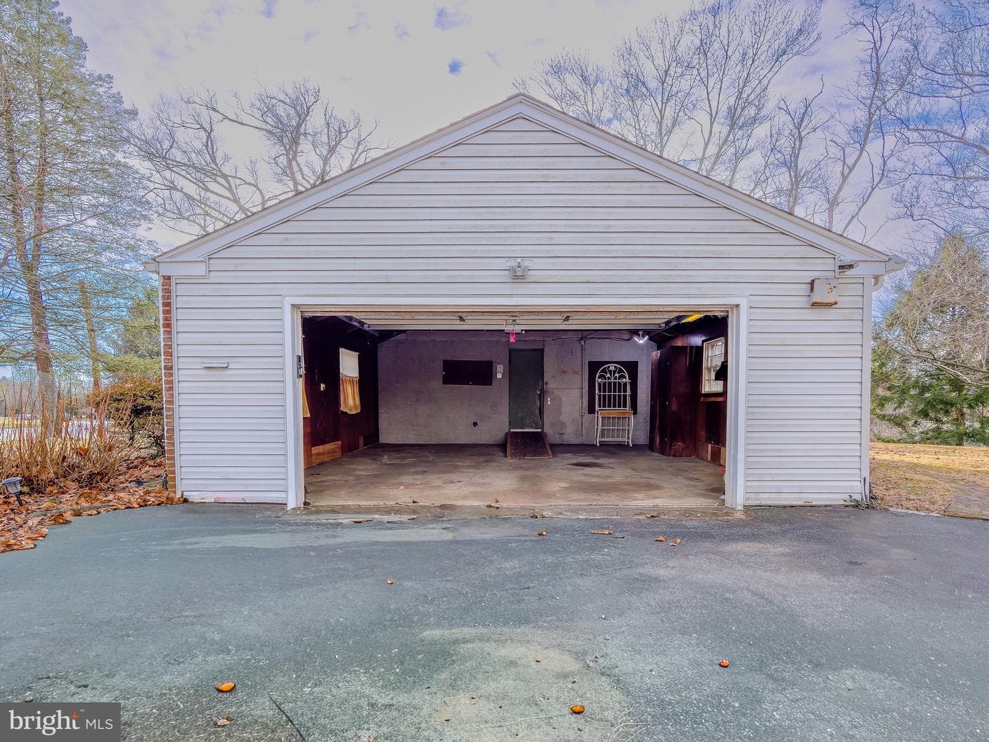 2500 Grant Road photo 49