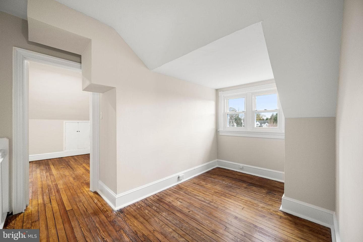2528 Rosemont Avenue photo 27
