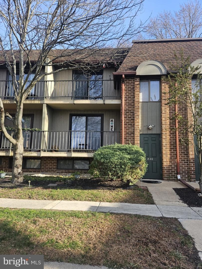 820 Putnam Boulevard #49b